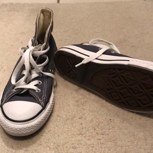 Boys Converse NWOT